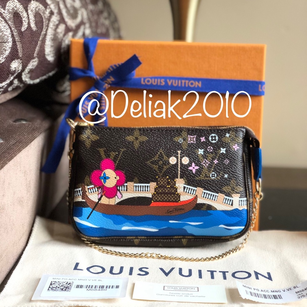 SOLD! Louis Vuitton Mini Pochette Venice Vivienne